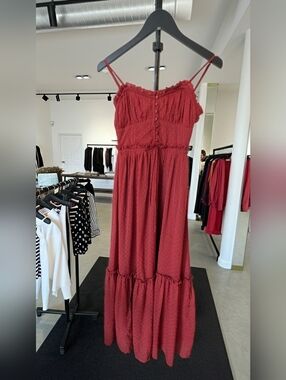 “Boutique Rust Maxi Dress (No Brand Tag)”